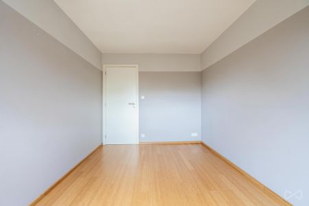 Penthouse met drie slaapkamers in Nivelles - Photo 3