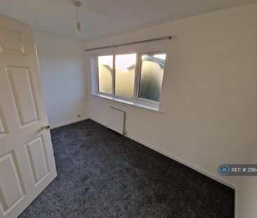 3 bedroom semi-detached house to rent - Photo 6