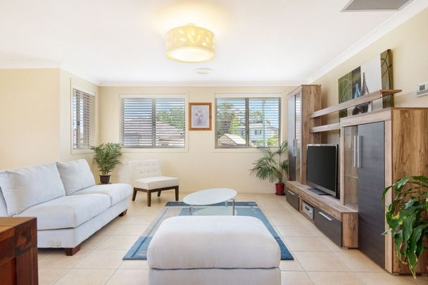 Brookvale, 38 Beacon Hill Road - Photo 1