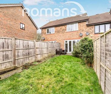 Coleridge Close, RG10 - Photo 1