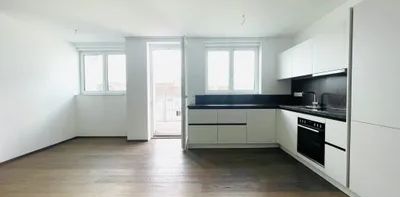 Leben über den Dächern -3 Zimmerwohnung mit Balkon in bester Lage des 5. Bezirkes! - Photo 2