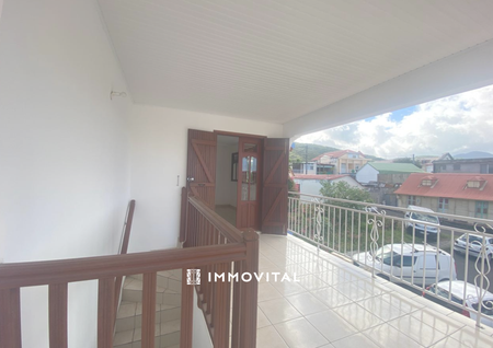 Location Appartement 3 pièces 50m² POINTE NOIRE 97116 - Photo 4