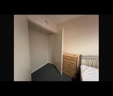 2 Bed Flat, Holborn Towers, LS6 - Photo 5