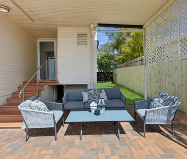 Spacious Home in a Prime Lifestyle Location - Photo 3