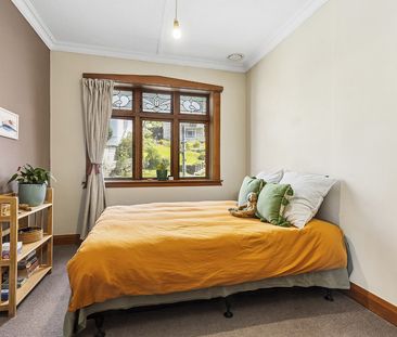 111 Eden Street, Island Bay - Photo 1