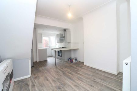 3 bedroom house to rent - Photo 5