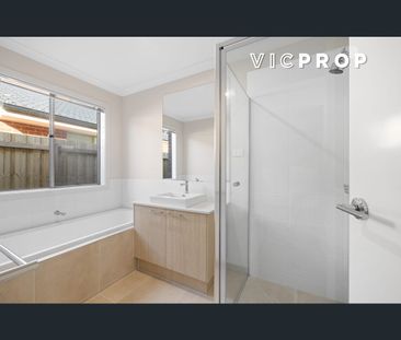 21 Gellibrand Street, Werribee, Vic 3030 - Photo 5