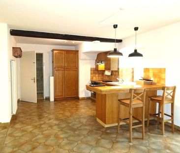 Schönes Apartment mit 4.5 Zimmern / 3 Schlafzimmern / 1 Badezimmer ... - Photo 2