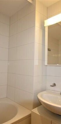 Modern 2-room apartment with balcony - Foto 1