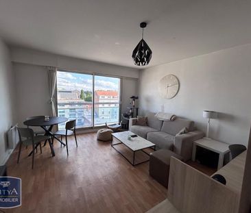 Location Appartement 2 pièces 50m² LILLE 59000 - Photo 2