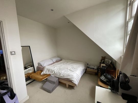 2 Bed Flat, York Avenue, BN3 - Photo 1