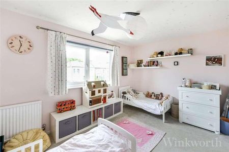 Sunderland Road, London, SE23 - Photo 5