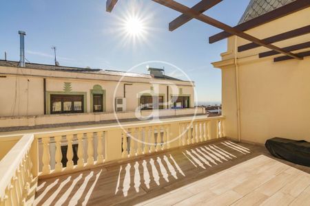 Luxury penthouse for rent in Madrid, Autonomous Region of Madrid - Photo 2