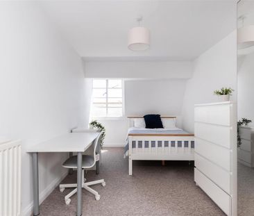 3 bedroom flat to rent - Photo 1