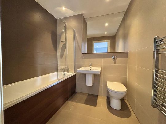 2 bedroom apartment to rent - Photo 1