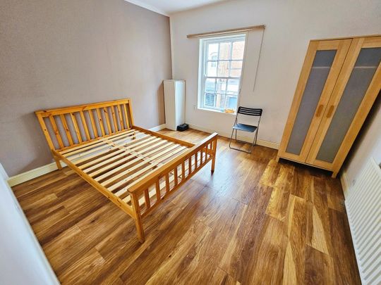 1 Bed Flat, Northampton Street, LE1 - Photo 1