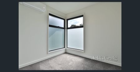 Convenient lifestyle in Doncaster East - Photo 5