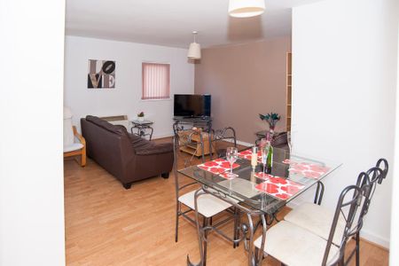 1 bedroom serviced apartment to rent - Photo 3