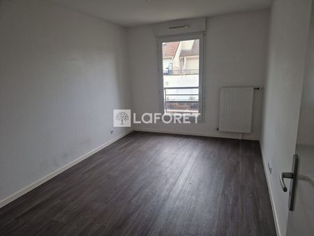 Apartment - Photo 2