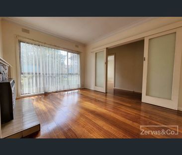 33 Roberts Avenue, Mulgrave, Vic 3170 - Photo 1