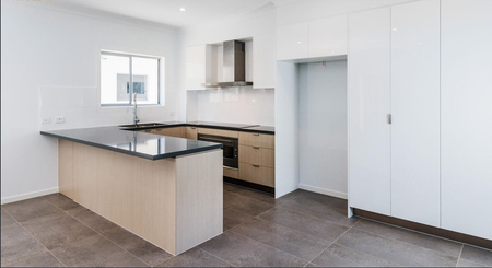 2/25 Mullens Street, Hawthorne QLD 4171 - Townhouse For Rent | Domain - Photo 4