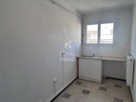 Location Appartement 2 pièces 39m² TOULON 83000 - Photo 5