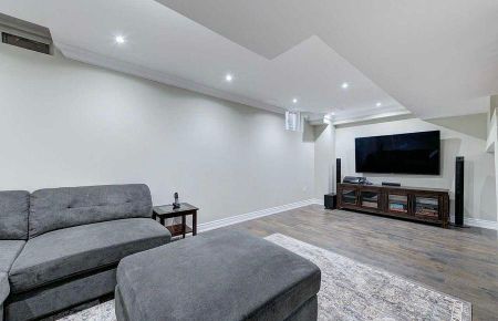 For Lease - 131 Spring Creek Drive Unit# BSMT, Hamilton, Ontario - Photo 3