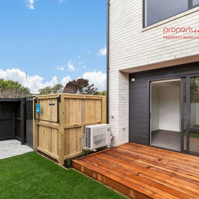 Modern, Low-Maintenance Living in Waltham - Photo 1