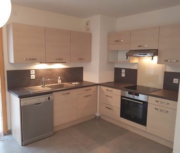 T2 RDJ 56m² A LOUER SEYSSINS - Photo 2