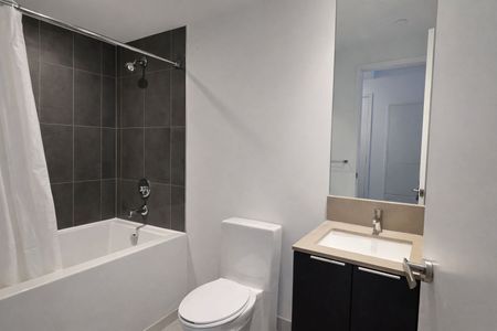 For Lease - 3900 Confederation Parkway Unit# 913, Mississauga, Ontario - Photo 5