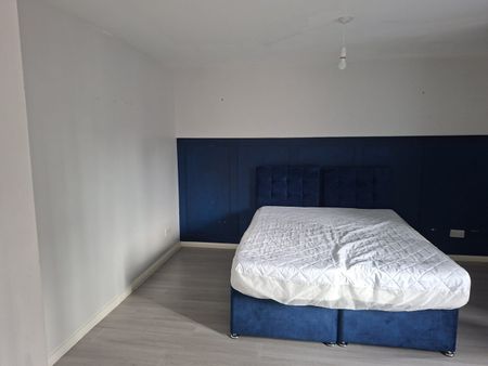 Room in a Shared Flat, Gleneagles Close, SE16 - Photo 5