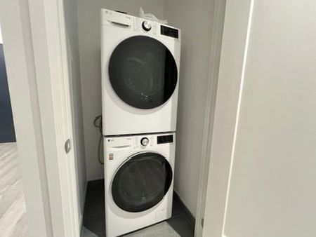 For Lease - 65 Broadway Avenue Unit# 404, Toronto, Ontario - Photo 2