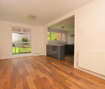 Coniston Way, Reigate, RH2 - Photo 1