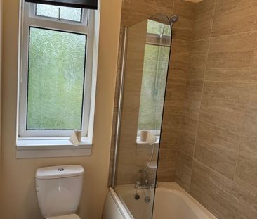 3 Bed Flat, Sheffield, S5 - Photo 3