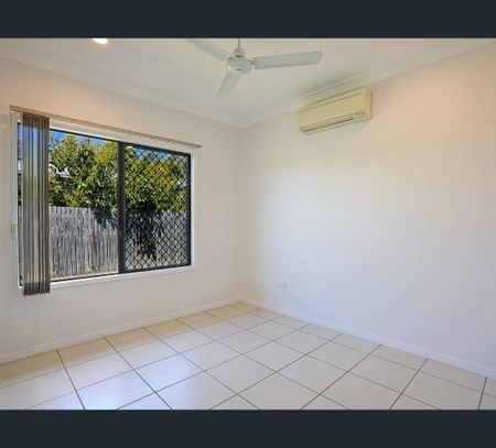 21 Derwent Circuit, Kelso, Qld 4815 - Photo 4
