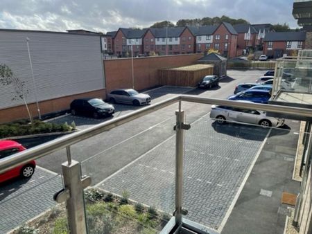 1 bedroom apartment to rent - Photo 2