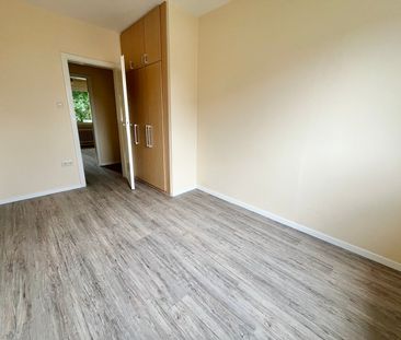 Schöne 3-Zimmer-Wohnung mit Balkon und neuen Bodenbelägen! - Photo 1