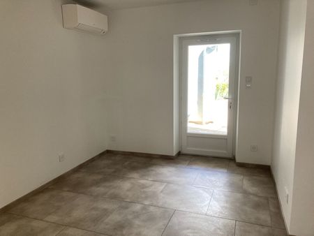 Location Appartement 2 pièces 38m² - Photo 3