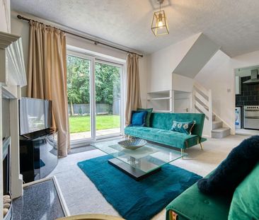 Semi-detached house to rent on - Photo 2