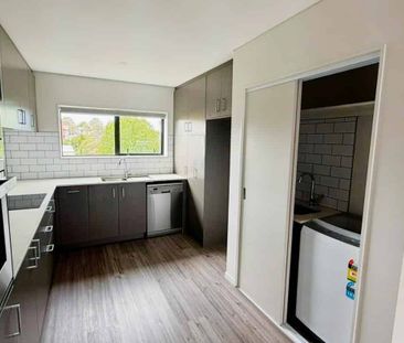 GLEN INNES, 2 BEDROOMS - Photo 4