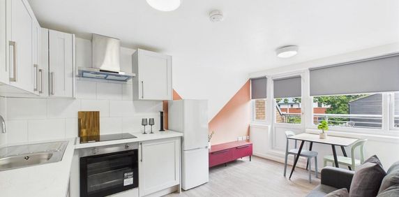 1 bedroom flat to rent - Photo 2