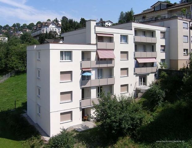 Attraktive 2.5 Zi.-Wohnung an ruhiger Lage - Foto 1