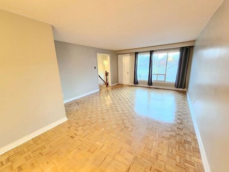 For Lease - 2644 Windjammer Road Unit# Main, Mississauga, Ontario - Photo 2