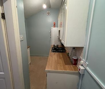 3 Bed Terraced House, Aylesford Road, L13 - Photo 4