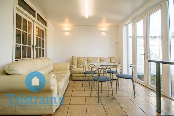 4 bedroom house share to rent - Photo 1