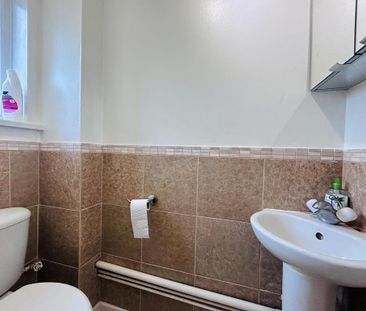 3 bedroom property to rent - Photo 4