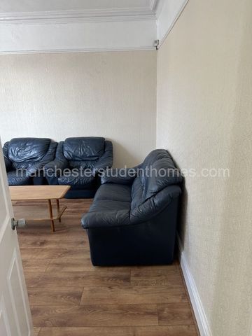 Pine Grove, Manchester, M14 5QG - Photo 2