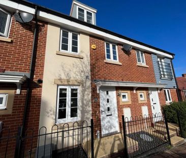 3 bedroom terraced house to rent - Photo 2