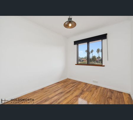 5/33 Farina Drive, Yokine, WA 6060 - Photo 4