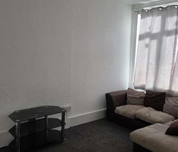 Hammond Road, Southall, UB2 - Photo 2